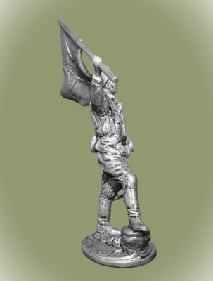 Картинка WWII-081 Оловянная фигура Краснофлотец морской пехоты с флагом (гюйсом), 1943-45 гг. СССР, 54мм  от магазина Масштаб