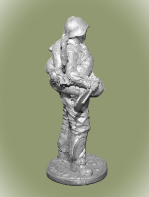 Картинка WWII-057 Боец РККА в плавательном костюме МПК. 1939-43 гг. СССР 54 мм  от магазина Масштаб
