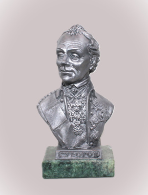 Картинка Бюст Суворов А.В, 1:10  от магазина Масштаб