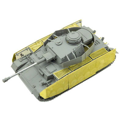 Border-BT-008-1-35-Pz-Kpfw-IV-Ausf-J