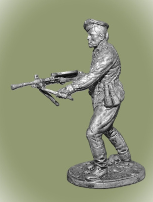 Картинка WWII-015 Краснофлотец морской пехоты Черноморского флота с пулемётом ДП. 1943-45 гг. СССР ,54 мм.  от магазина Масштаб