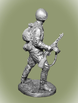 Картинка WWII-026 Оловянная миниатюра Гвардии рядовой Красной Армии, 1943-45 гг. СССР.  54 мм.  от магазина Масштаб