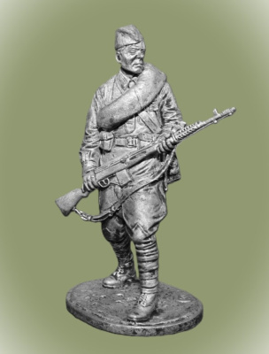 Картинка WWII-027 Оловянная миниатюра Рядовой Стрелковых частей Красной Армии, 1941-43 гг. СССР  54 мм.  от магазина Масштаб