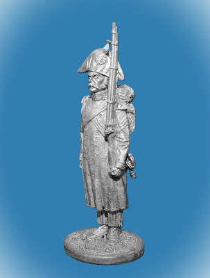 Картинка NAP-012 Оловянный солдатик Гренадер Имп. Гвардии в походной форме Франция 1807г., 54мм  от магазина Масштаб