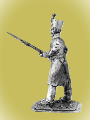 Картинка P-077 Ратник Батальонов Стрелков Земского войска, 1807г.., 54 мм, металл  от магазина Масштаб