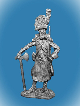 Картинка 052. Оловянный солдатик Сапер линейной пехоты, Франция 1812г, 54мм  от магазина Масштаб