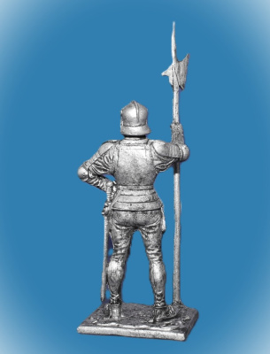 Картинка 179. Оловянный солдатик Английский алебардщик, 1513 г, 54мм  от магазина Масштаб