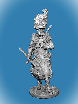 Картинка NAP-048 Оловянный солдатик Сапер 2-го пехотного полка. Берг 1807-12 гг., 54 мм  от магазина Масштаб