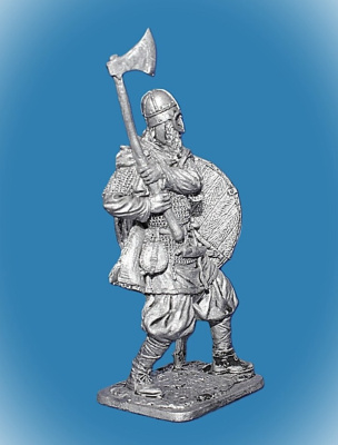 Картинка 309.Оловянный солдатик  Варяг с большим топором. Русь, 10 век, 54 мм  от магазина Масштаб