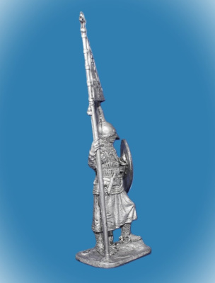 Картинка 244. Оловянный солдатик Русский дружинник со стягом, 13 в, 54мм  от магазина Масштаб