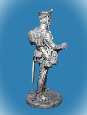 Картинка NAP-042 Канонир (2 номер) армейской пешей артиллерии. Россия, 1809-14 гг. 54 мм  от магазина Масштаб