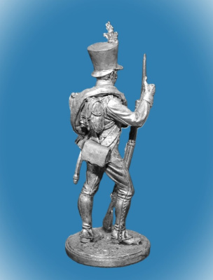 Картинка NAP-040 Фузилёр 4-го пехотного (немецкого) полка Хох унд Дойчмейстер. Австрия, 1809-14 гг.. 54 мм  от магазина Масштаб