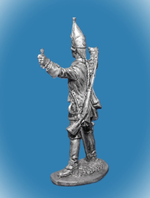 Картинка 035. Оловянный солдатик Русский гренадер Драгунского полка 1732-1774гг, 54мм  от магазина Масштаб