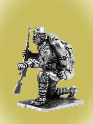 Картинка P-036 Боец – вожатый РККА с собакой - истребителем танков 1941-1943 гг., 54 мм, металл  от магазина Масштаб