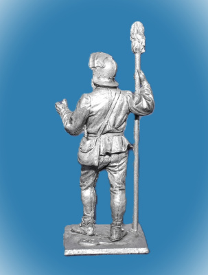 Картинка 247. Оловянный солдатик Артиллерист с банником. Зап. Европа, 15 в, 54мм  от магазина Масштаб