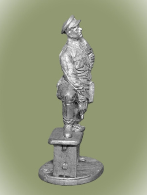 Картинка WWII-055 Офицер Госбезопасности НКВД СССР, 1939-43гг. 54 мм  от магазина Масштаб