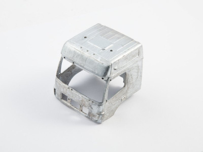 sbornaya_model_kamaz_5490_sedelniy_tyagach.2.product.lightbox