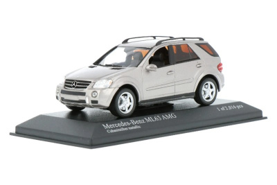 Mercedes_Benz_ML63_AMG_400034570_13154012138076099_Minichamps_Houseofmodelcars