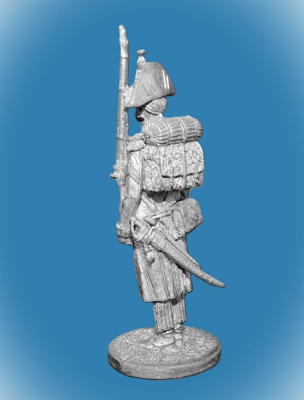 Картинка NAP-012 Оловянный солдатик Гренадер Имп. Гвардии в походной форме Франция 1807г., 54мм  от магазина Масштаб