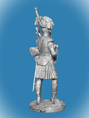 Картинка NAP-004 Оловянный солдатик Волынщик 92-го (Гордона) шотл. полка 1815 г., 54мм  от магазина Масштаб