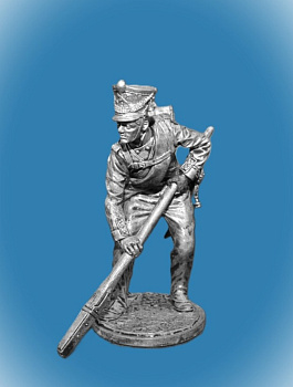 Картинка NAP-047 Оловянный солдатик Рядовой (гандлангер) армейской пешей артиллерии 1809-14 гг., 54 мм  от магазина Масштаб