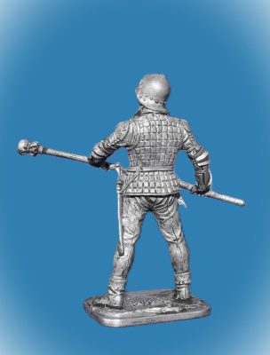 Картинка 266. Оловянный солдатик Артиллерист с прибойником. Зап. Европа, 15 век, 54 мм  от магазина Масштаб