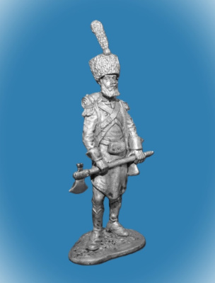 Картинка 060. Оловянный солдатик Сапер легкой пехоты Франция 1809-13гг, 54мм  от магазина Масштаб