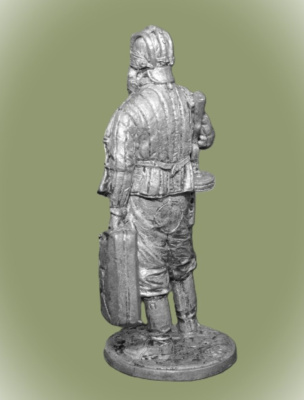Картинка WWII-077 Танкист с канистрой. Красная Армия, 1941-45гг. СССР, 54 мм  от магазина Масштаб