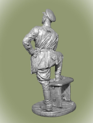 Картинка WWII-055 Офицер Госбезопасности НКВД СССР, 1939-43гг. 54 мм  от магазина Масштаб